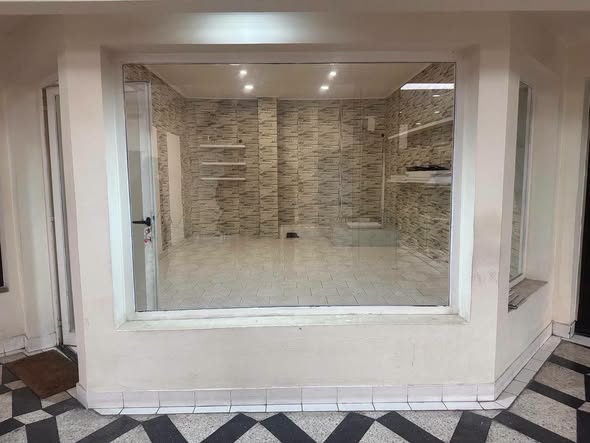 magasin à louer à GAUTHIER